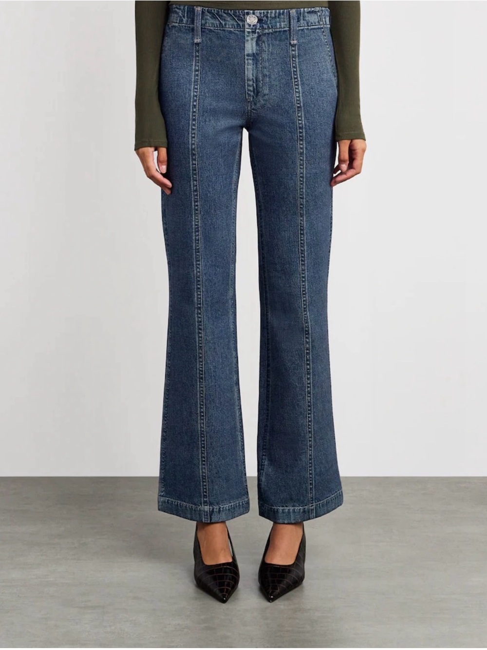 Vintage Parallel Dark Blue Low-Rise Jeans with Front Seam Size M